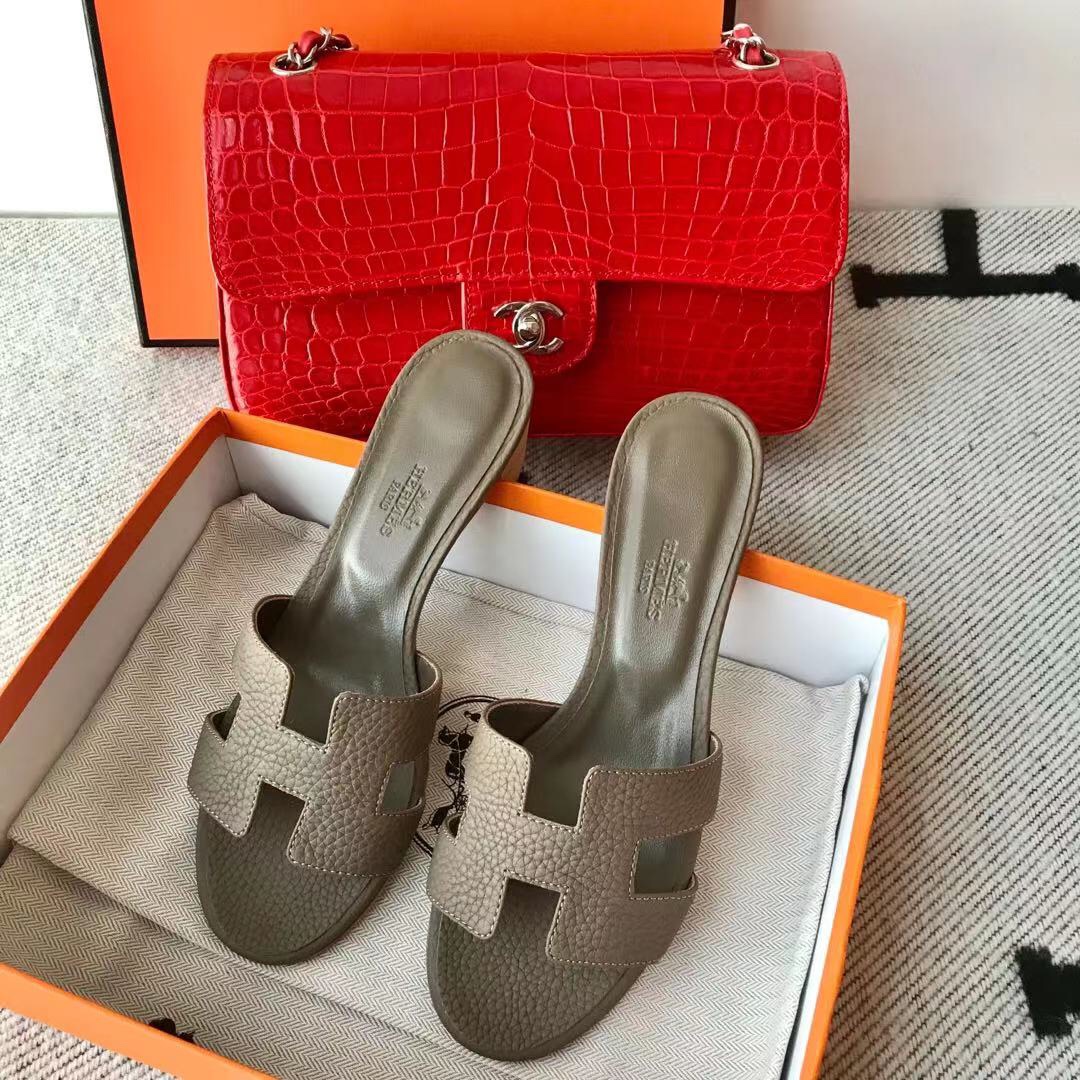 에르메스 올수공 오아시스 슬리퍼 샌들 토고 01